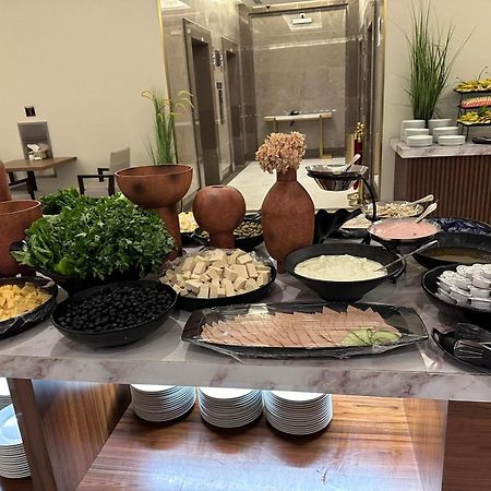 Diar Alkhalidiya Hotel Мека Екстериор снимка