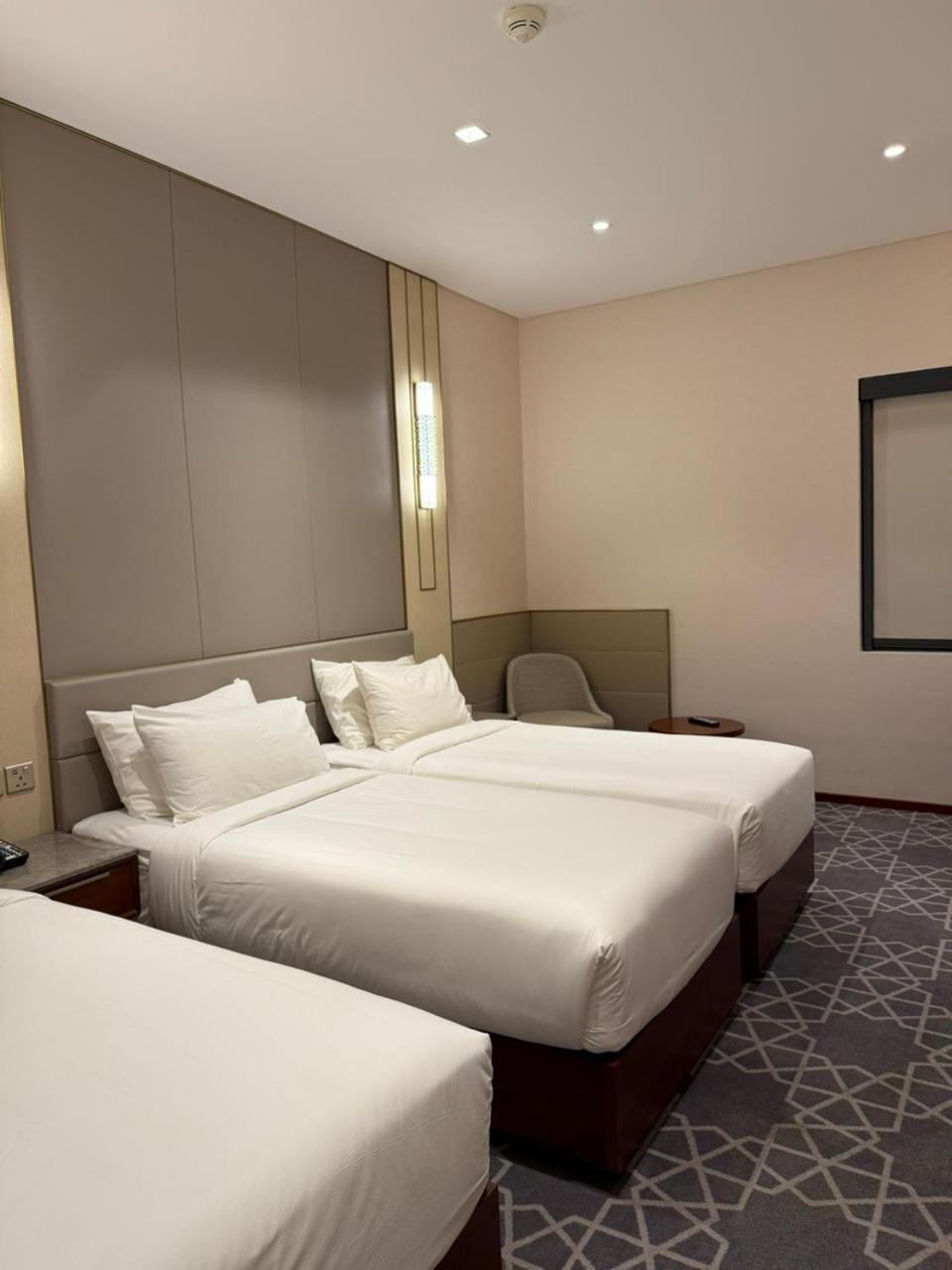 Diar Alkhalidiya Hotel Мека Екстериор снимка